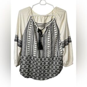 Anthropologie Akemi + Kin Women's Embroidered Boho Blouse Shirt Top Small